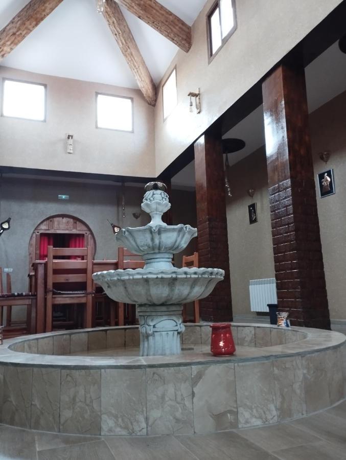 Albergue Dar Al Qanass Imane Midelt Exterior foto